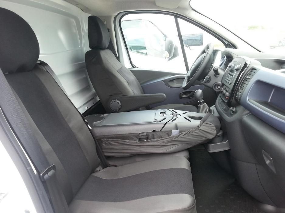 2+1 Bilklädsel för RENAULT TRAFIC 2014+ Van Svart Textil