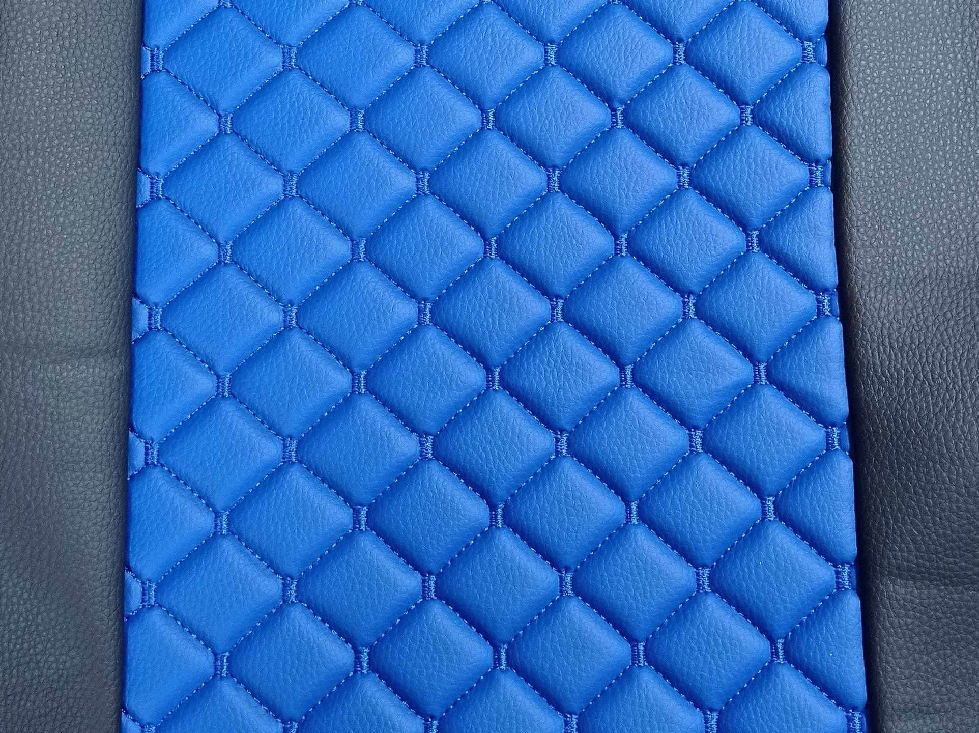 Seat covers for SCANIA R 2006-2020 Truck Black Blue Leather 