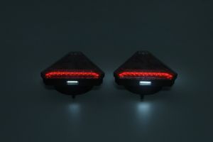 2 x Wireless Neon LED Triangulaire Aimant Feux Arriere Remorque Camion 12v 24v