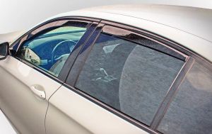 Windabweiser Deflektoren für BMW 5 G30 2018-2022 Transparent Schwarz PKW 4-tlg. Satz