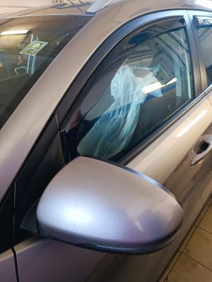 Deflector de viento y lluvia para HYUNDAI TUCSON III 5D 2015-2020 Negro transparente Coche Automóvil 4 piezas 