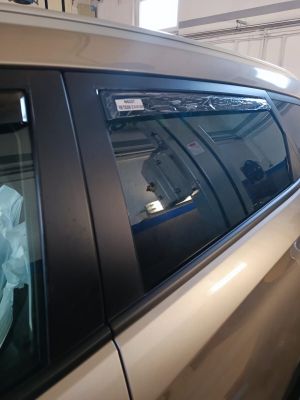 Deflector de viento y lluvia para HYUNDAI TUCSON III 5D 2015-2020 Negro transparente Coche Automóvil 4 piezas 