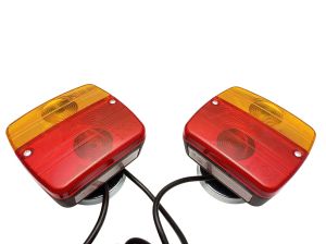 2 x Baklys till Tilhenger Lastebil Campingvogn Magnet 4 funksjoner 12v 24v